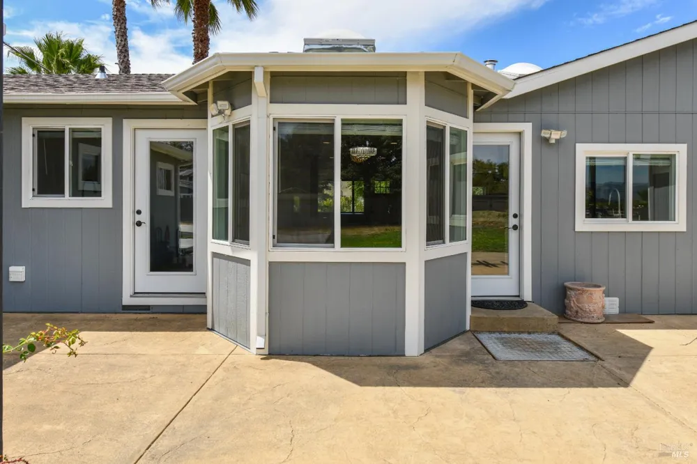 1311 E Bonness Road Sonoma, CA 95476