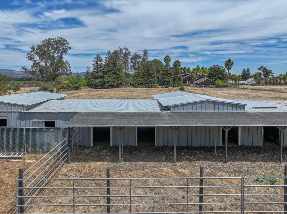 1311 E Bonness Road Sonoma, CA 95476