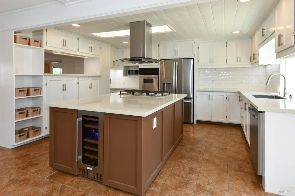 1311 E Bonness Road Sonoma, CA 95476