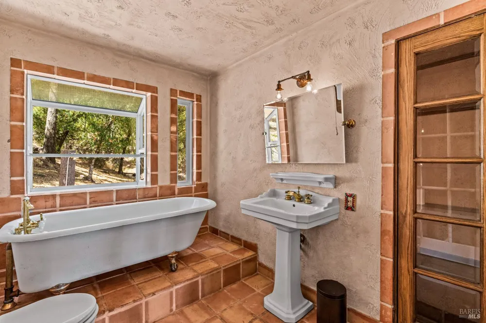 2145 NW Mount Veeder Road Napa, CA 94558
