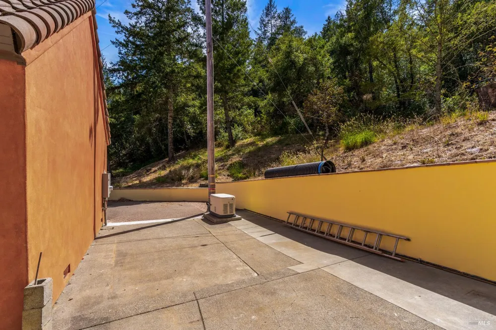 2145 NW Mount Veeder Road Napa, CA 94558