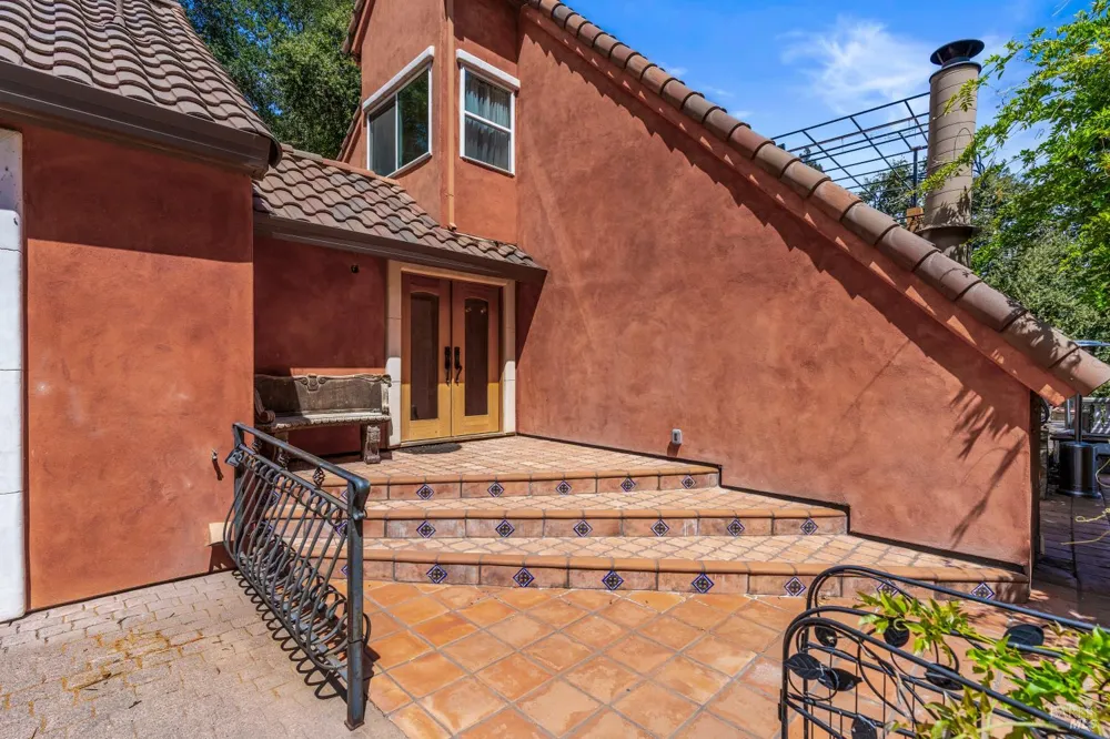 2145 NW Mount Veeder Road Napa, CA 94558