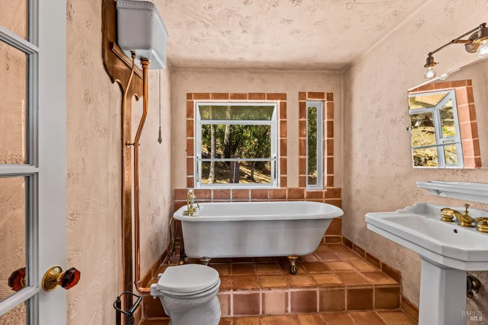 2145 NW Mount Veeder Road Napa, CA 94558