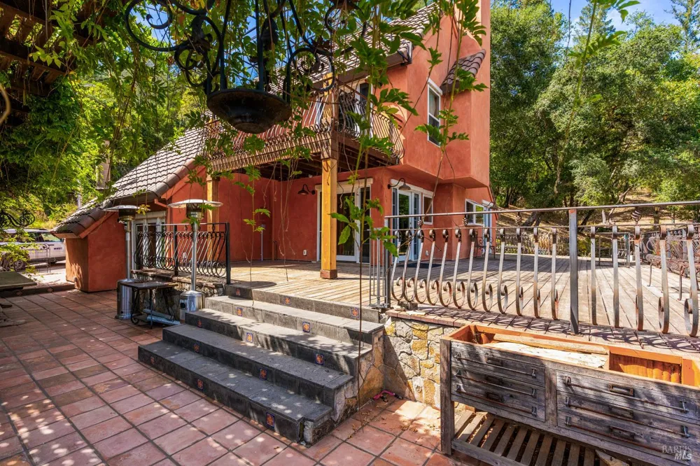 2145 NW Mount Veeder Road Napa, CA 94558