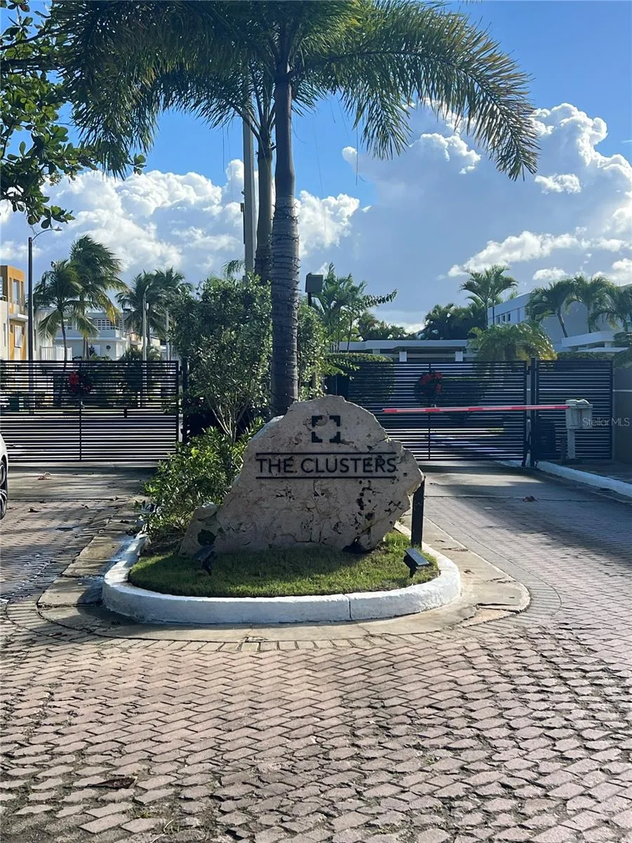 S-1 OCEAN BLUE DRIVE Vega Alta, PR 00692