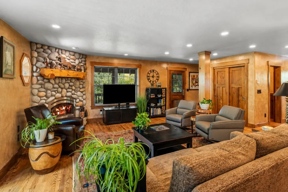 1880 Hunters Drive #A Steamboat Springs, CO 80487