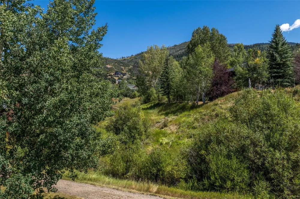1880 Hunters Drive #A Steamboat Springs, CO 80487