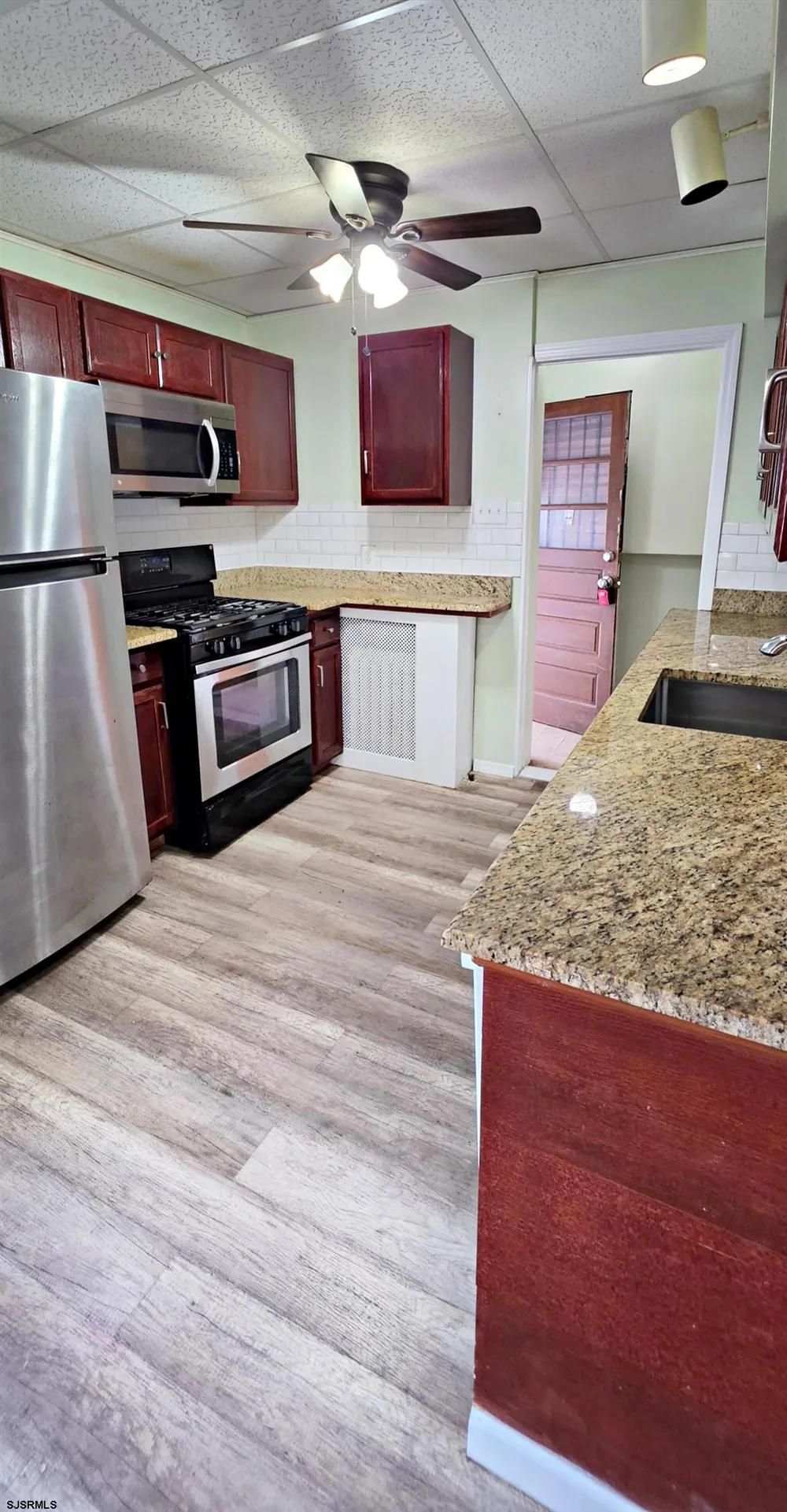 125 N Kingston Ave Atlantic City, NJ 08401