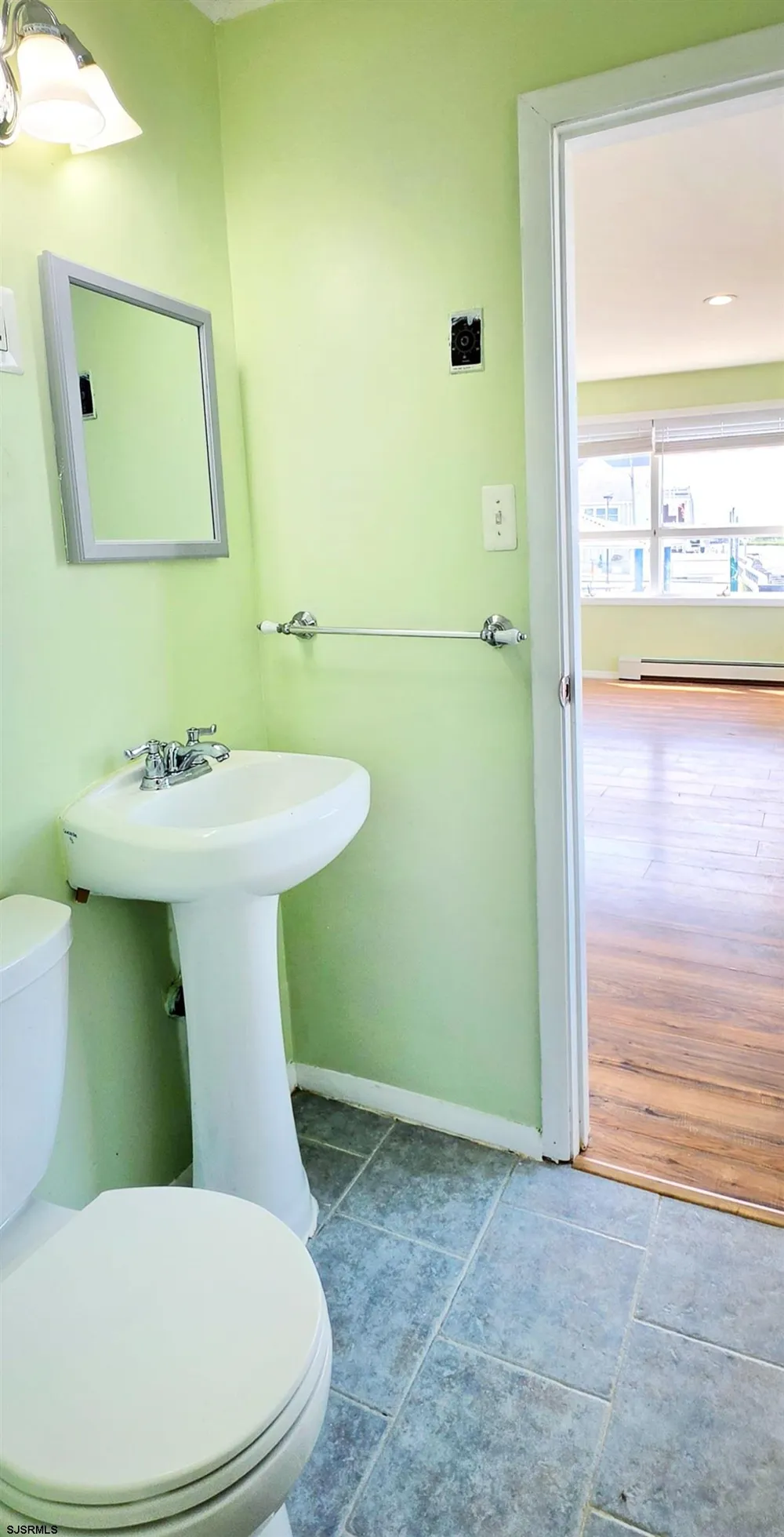 125 N Kingston Ave Atlantic City, NJ 08401