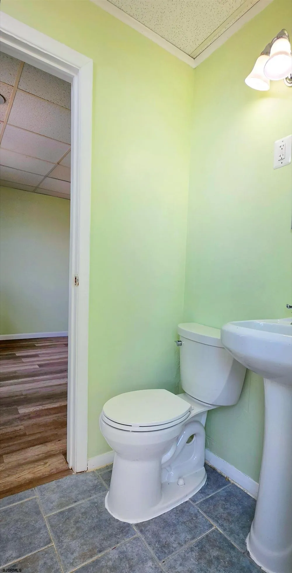 125 N Kingston Ave Atlantic City, NJ 08401