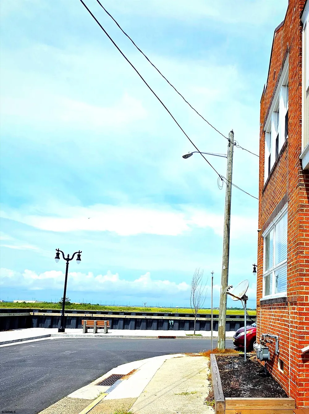 125 N Kingston Ave Atlantic City, NJ 08401