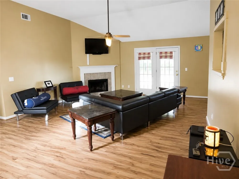 55 Alex Drive Ellabell, GA 31308