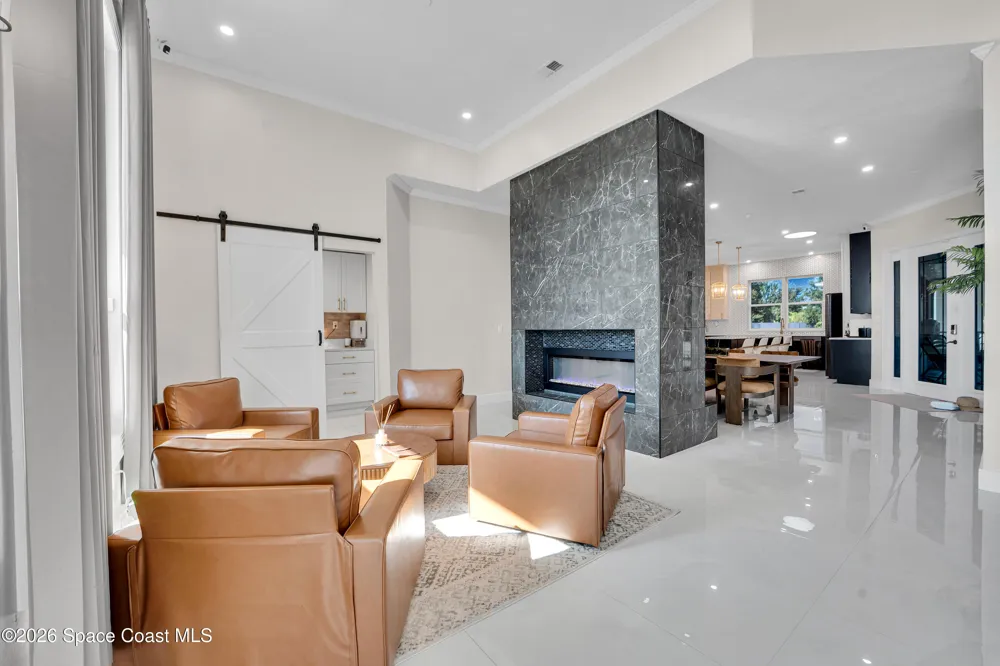 8710 Lake Ridge Drive Grant-Valkaria, FL 32909