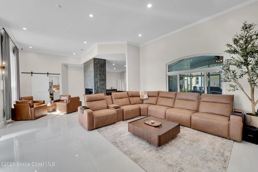 8710 Lake Ridge Drive Grant-Valkaria, FL 32909