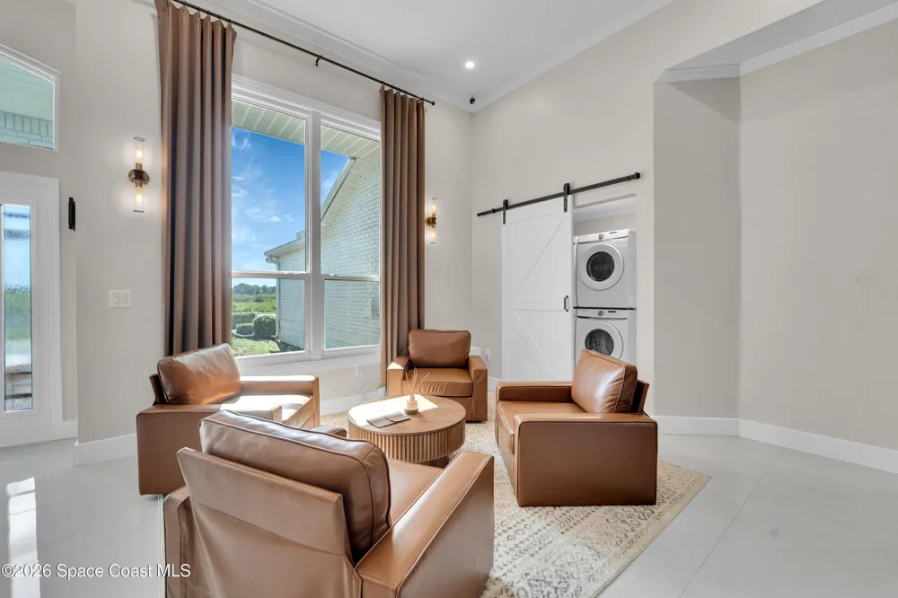 8710 Lake Ridge Drive Grant-Valkaria, FL 32909
