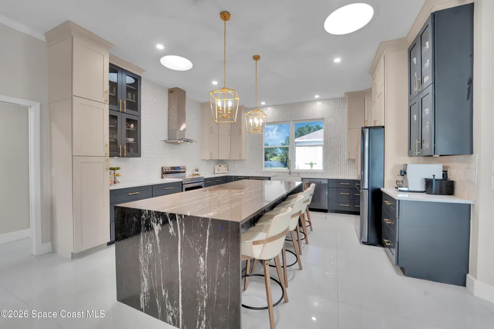8710 Lake Ridge Drive Grant-Valkaria, FL 32909