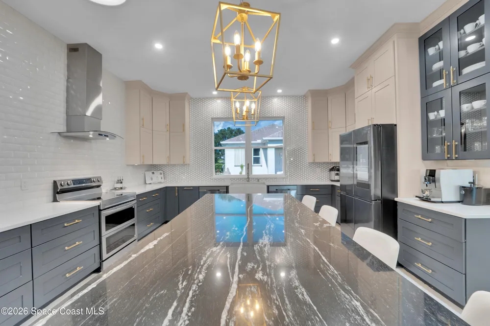 8710 Lake Ridge Drive Grant-Valkaria, FL 32909