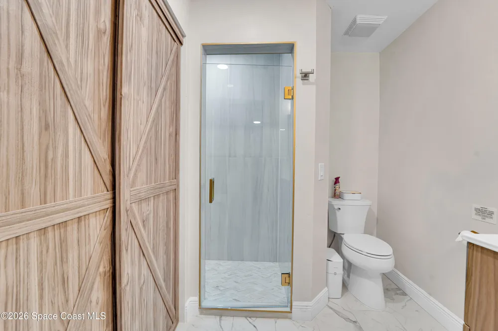 8710 Lake Ridge Drive Grant-Valkaria, FL 32909