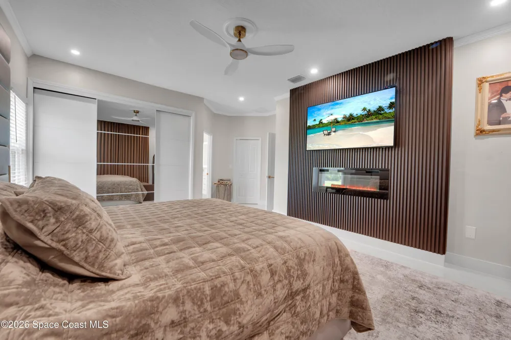 8710 Lake Ridge Drive Grant-Valkaria, FL 32909