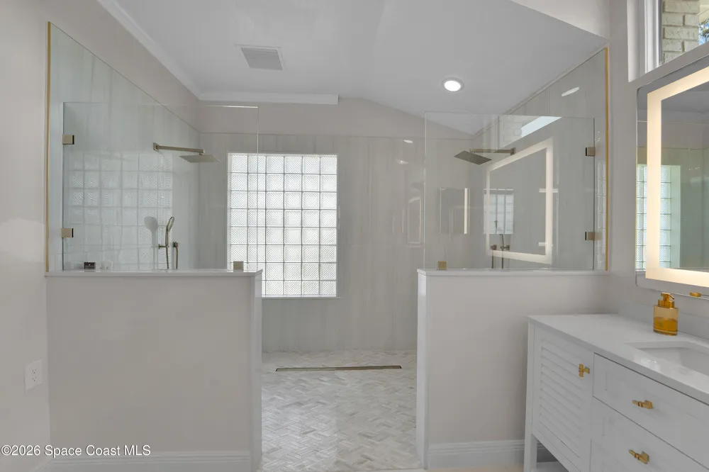8710 Lake Ridge Drive Grant-Valkaria, FL 32909