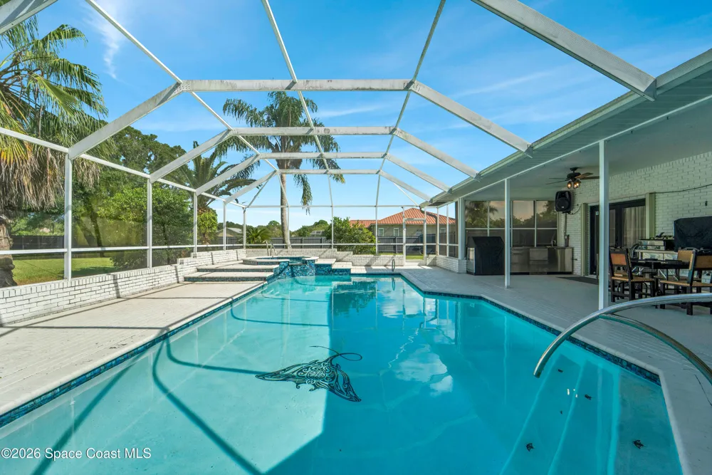 8710 Lake Ridge Drive Grant-Valkaria, FL 32909