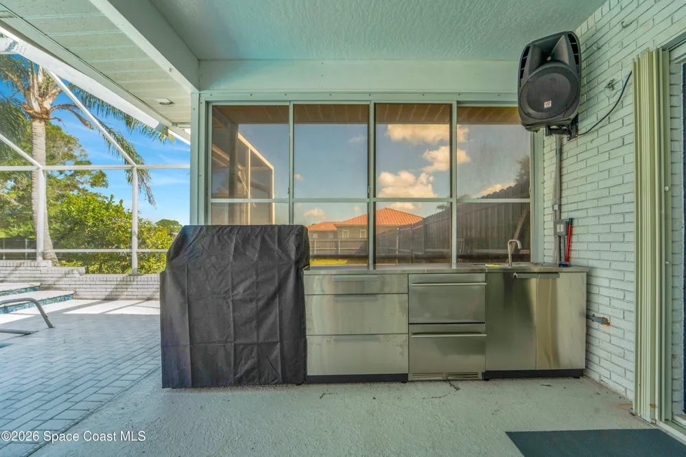 8710 Lake Ridge Drive Grant-Valkaria, FL 32909