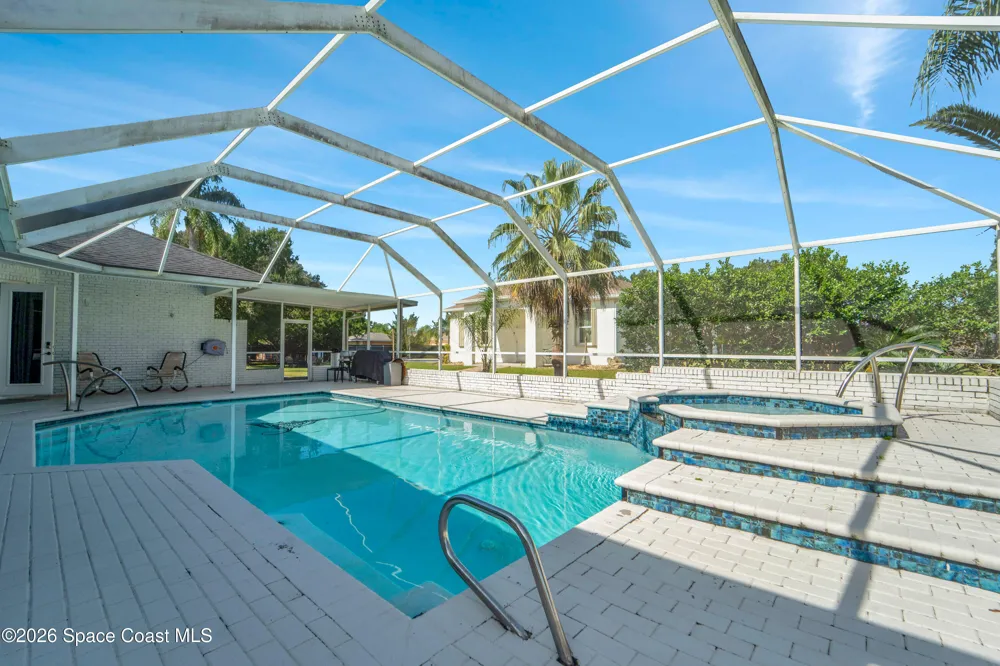 8710 Lake Ridge Drive Grant-Valkaria, FL 32909