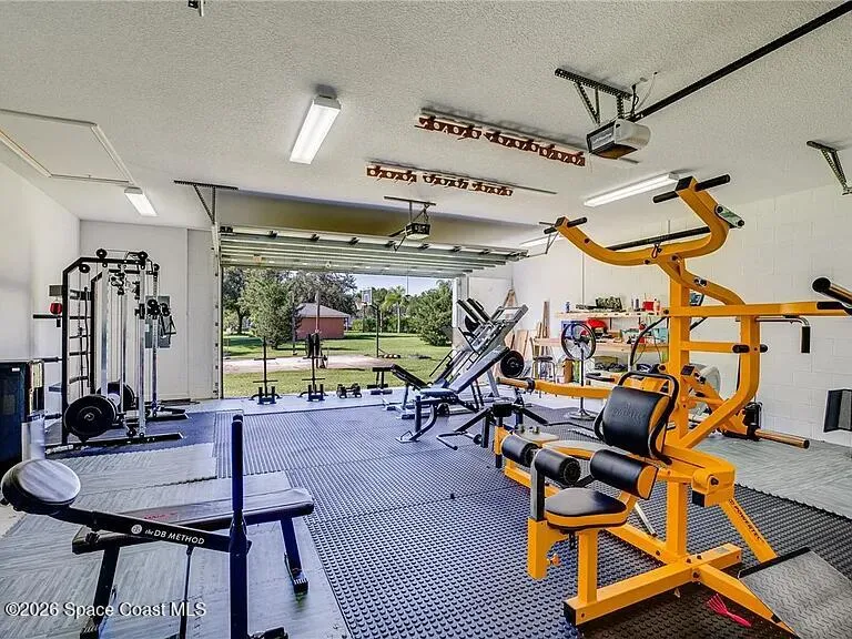 8710 Lake Ridge Drive Grant-Valkaria, FL 32909