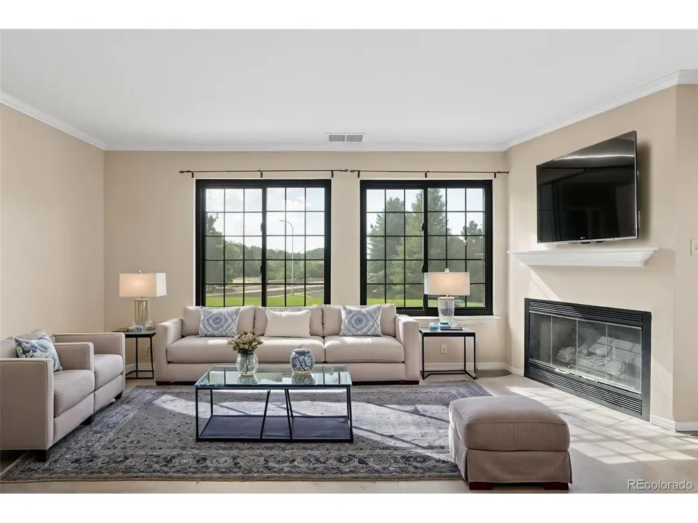 2147 Denton Grv #102 Colorado Springs, CO 80919