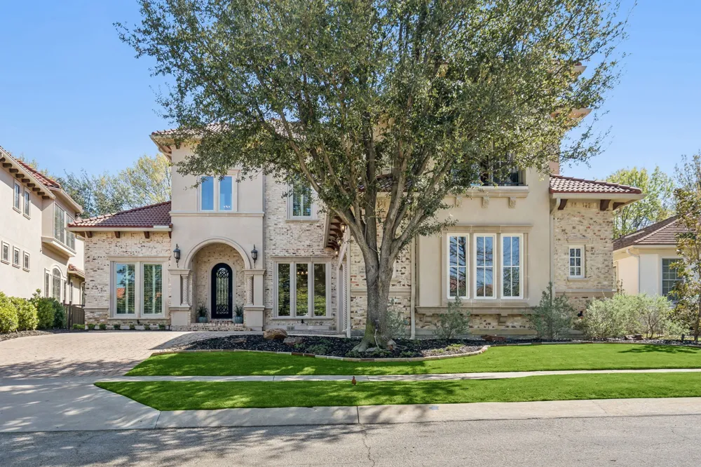 4739 Byron Circle Irving, TX 75038