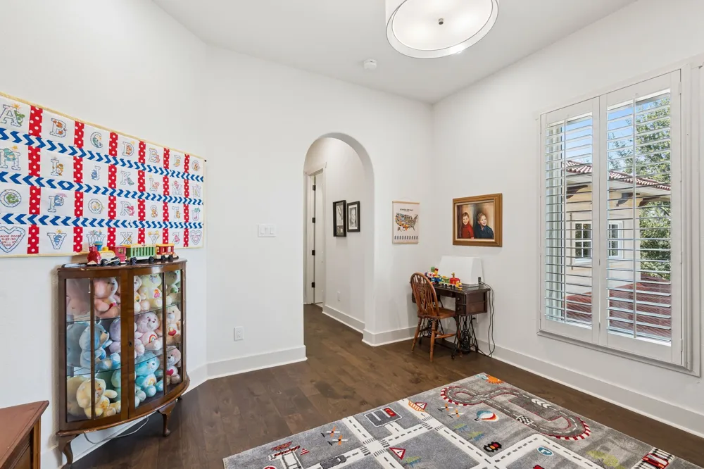 4739 Byron Circle Irving, TX 75038