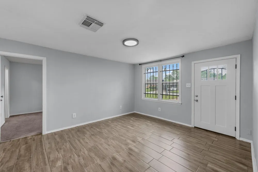 9410 Rosehaven Drive Houston, TX 77051