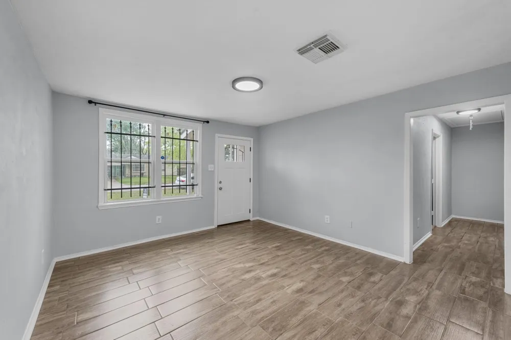 9410 Rosehaven Drive Houston, TX 77051