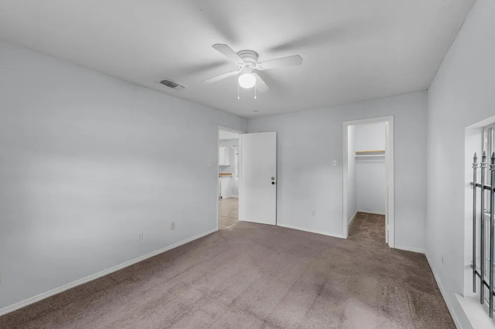 9410 Rosehaven Drive Houston, TX 77051