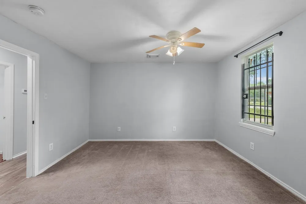 9410 Rosehaven Drive Houston, TX 77051