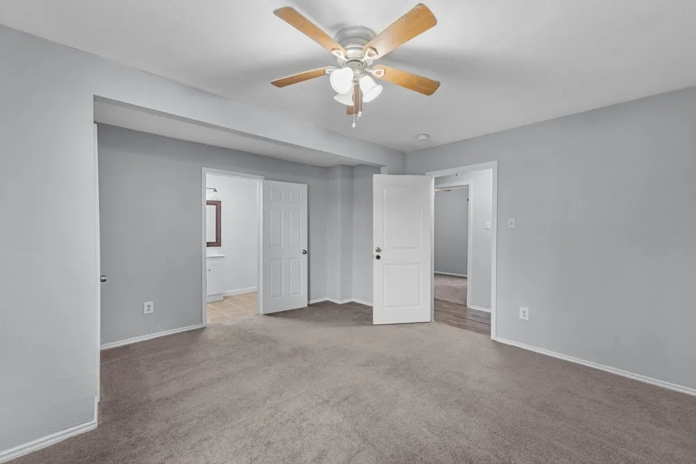 9410 Rosehaven Drive Houston, TX 77051