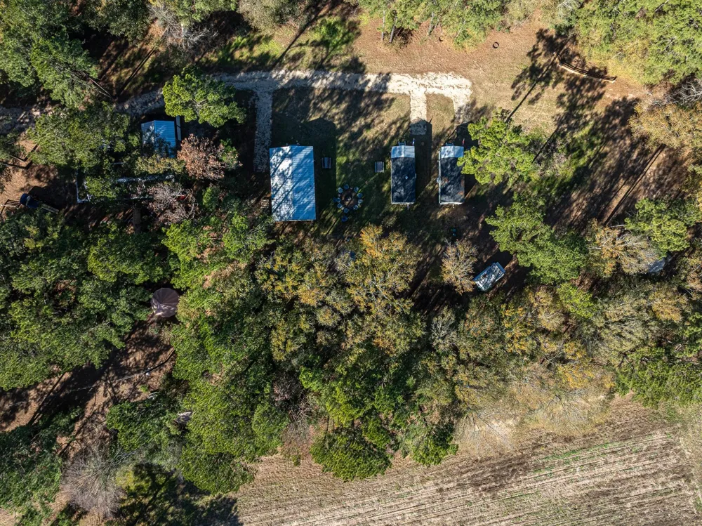 11201 County Road 203 Plantersville, TX 77363