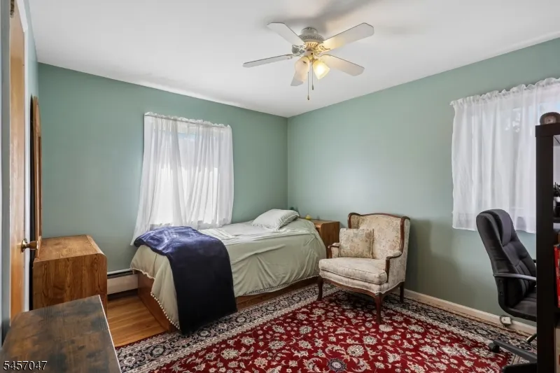 347 Alan Dr Paramus, NJ 07652