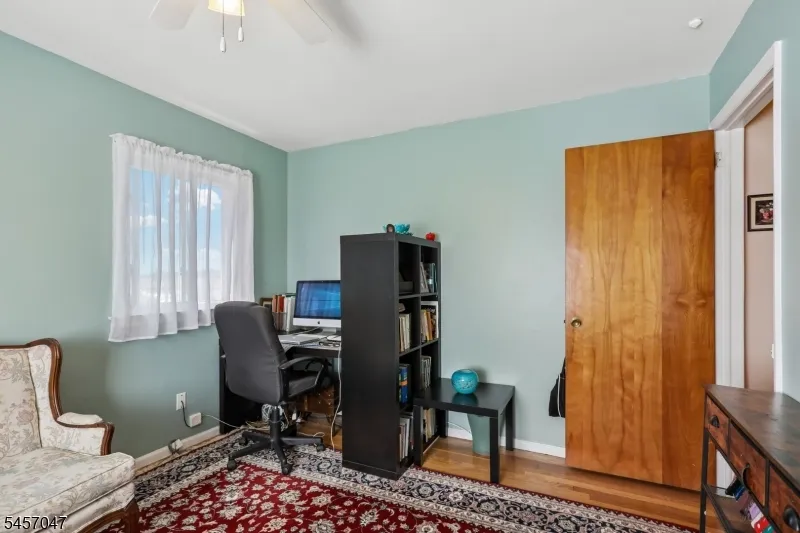 347 Alan Dr Paramus, NJ 07652