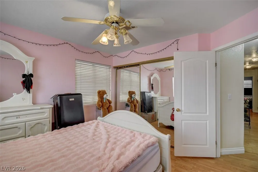 5700 Royal Castle Lane Las Vegas, NV 89130