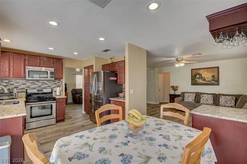 5700 Royal Castle Lane Las Vegas, NV 89130