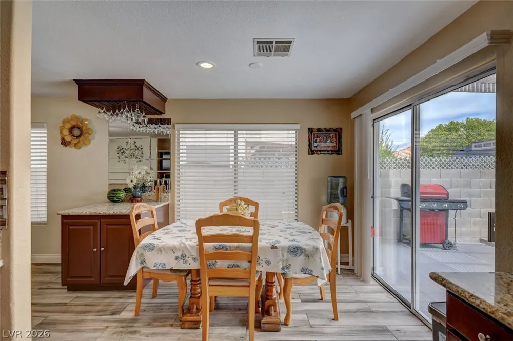 5700 Royal Castle Lane Las Vegas, NV 89130
