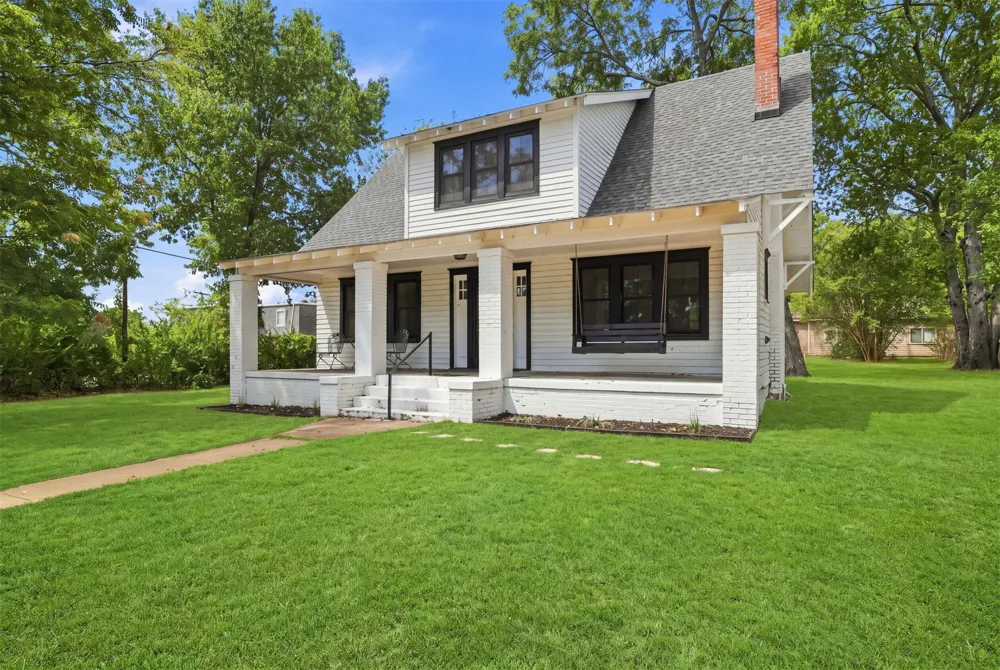 1301 3rd Durant, OK 74701