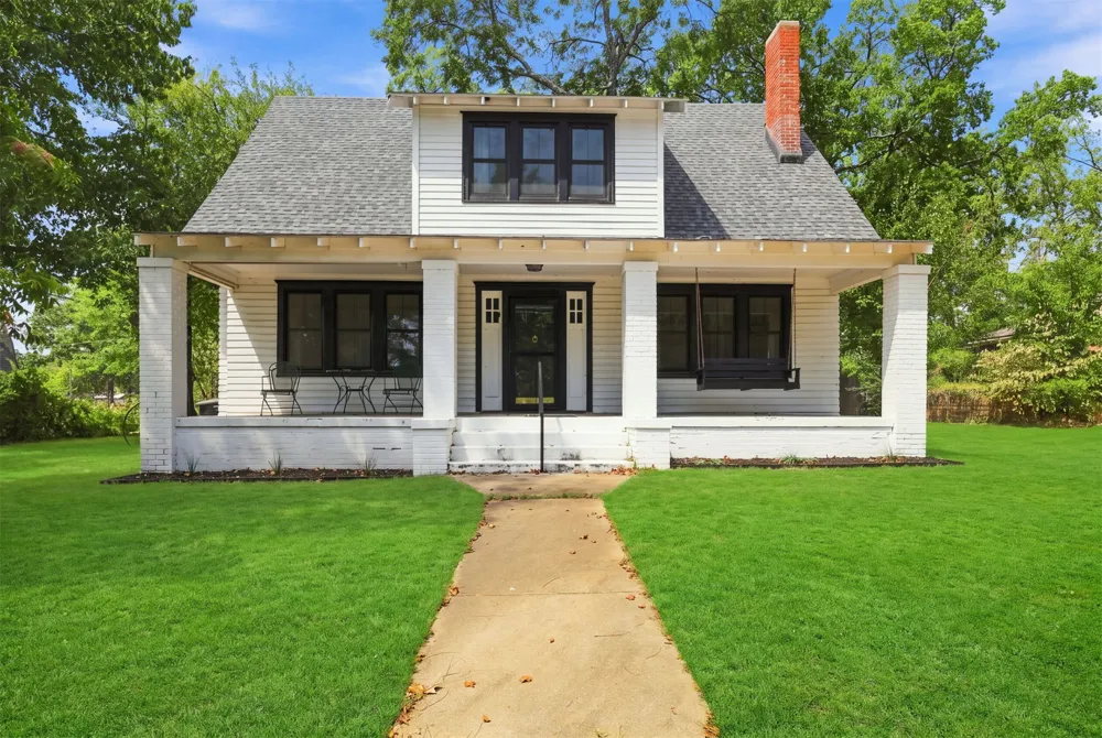 1301 3rd Durant, OK 74701
