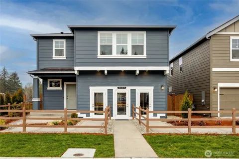 2218 Boxcar Street NE #180