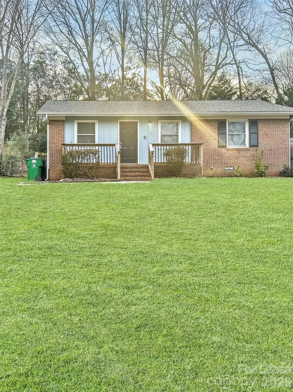 275 Efird Street Gastonia, NC 28054