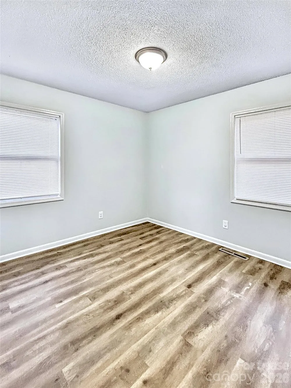 275 Efird Street Gastonia, NC 28054