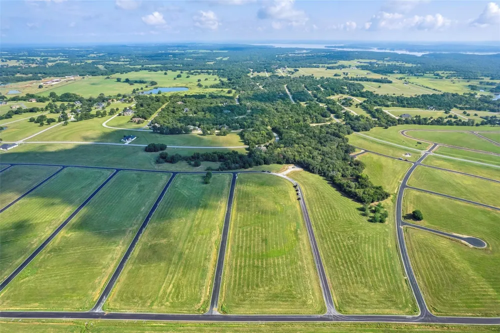 101 Oak Valley Road Gordonville, TX 76245