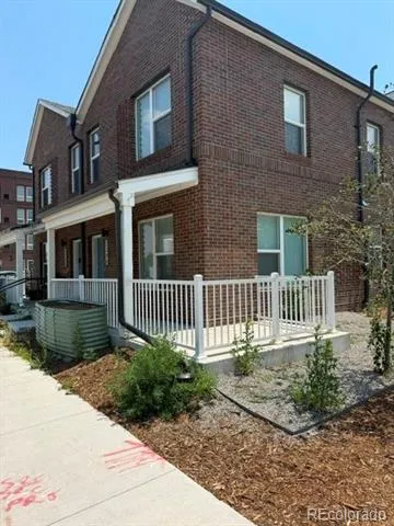 2206 E 38th Avenue Denver, CO 80205