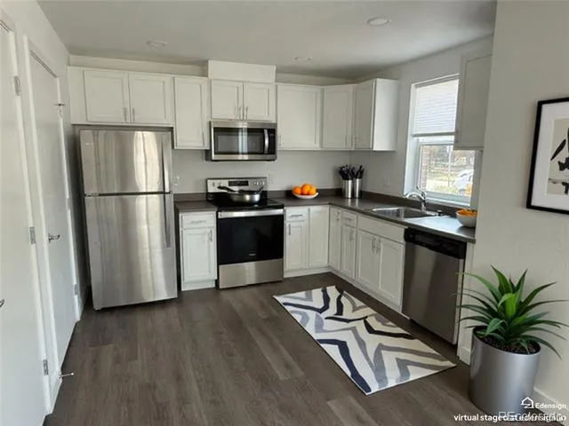 2206 E 38th Avenue Denver, CO 80205